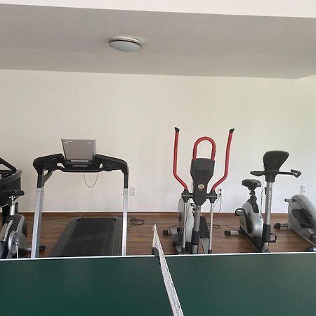 2-Zimmer-Ferienwohnung Mit Hotelservice Und 2 Balkons - Golf, Bike Und Wellness Im Markgraeflerland Бад-Беллинген Экстерьер фото